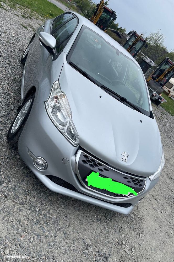 Peugeot 208 ver-1-5d-l1-comfort - 3