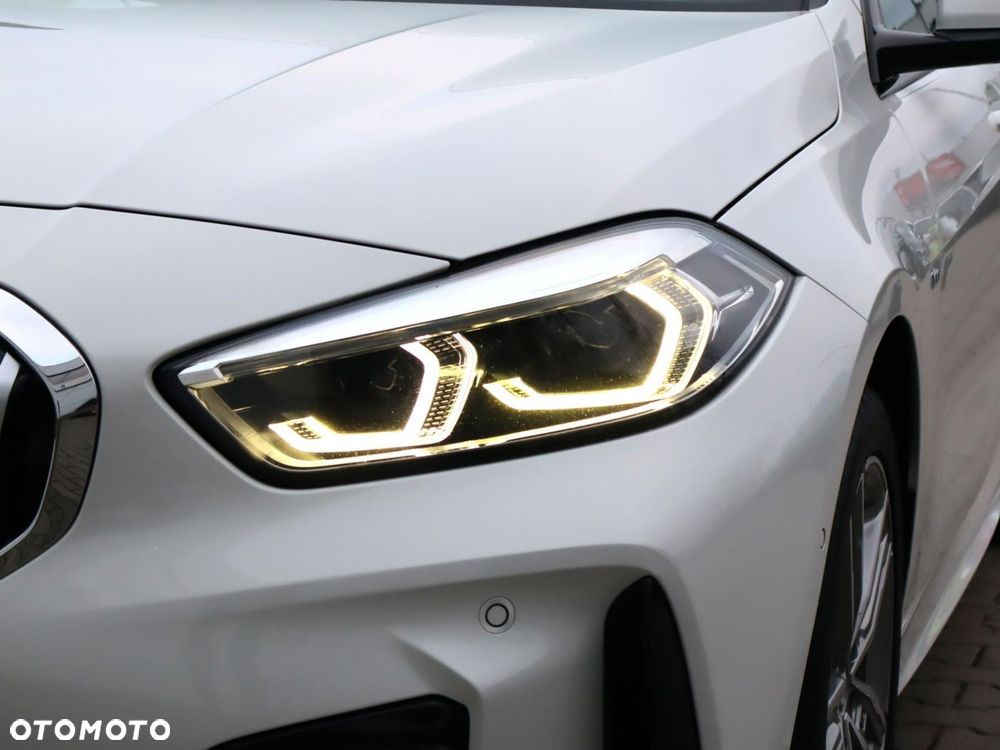 BMW Seria 1 - 21