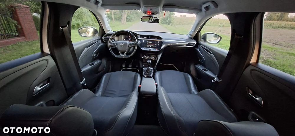 Opel Corsa 1.2 Elegance S&S - 9