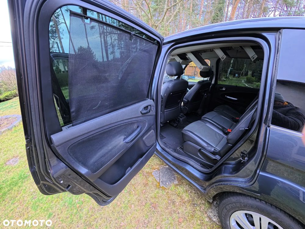 Ford Galaxy 2.0 TDCi Ghia - 16