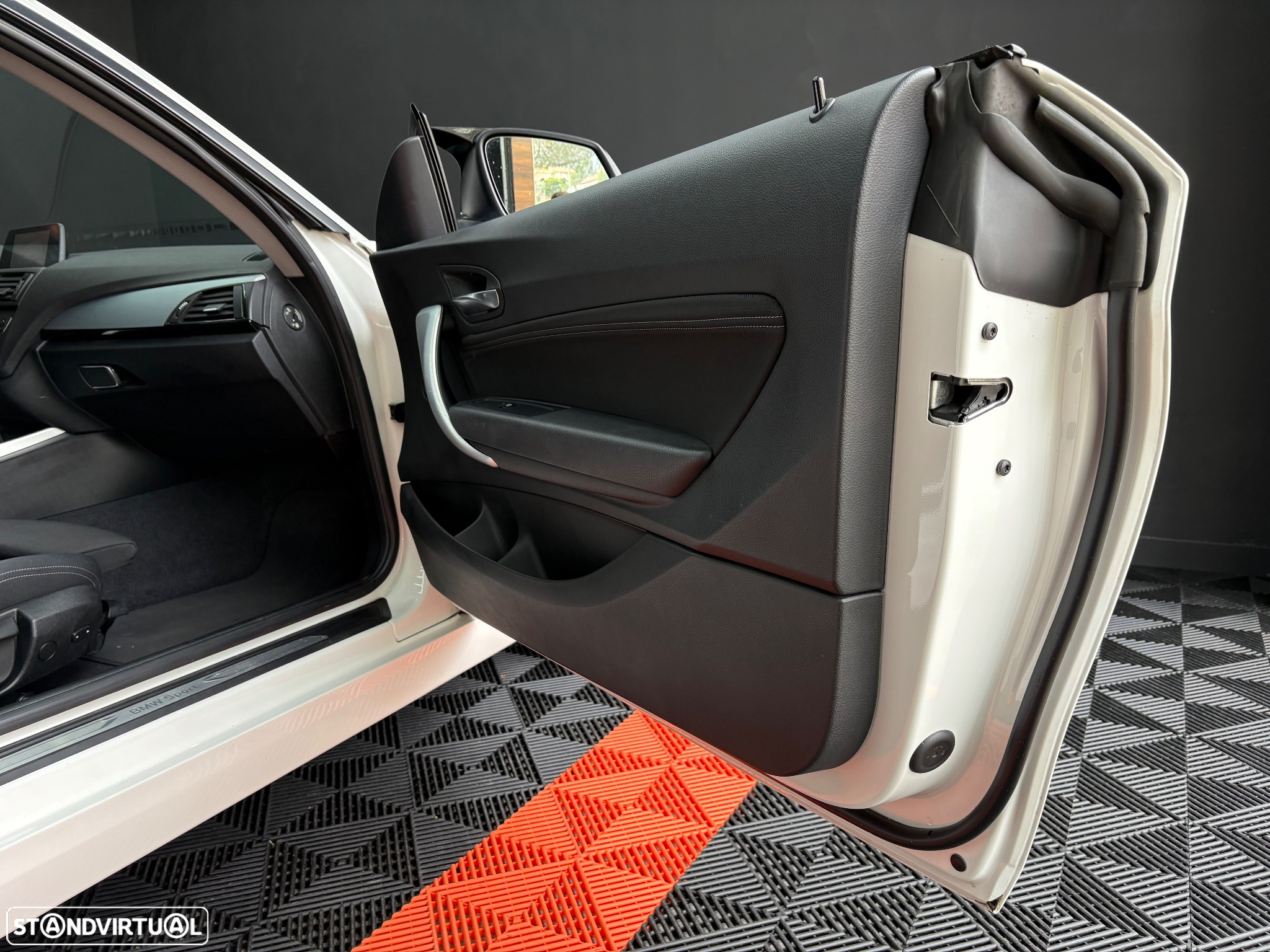 BMW 220 d Coupe M Sport - 38