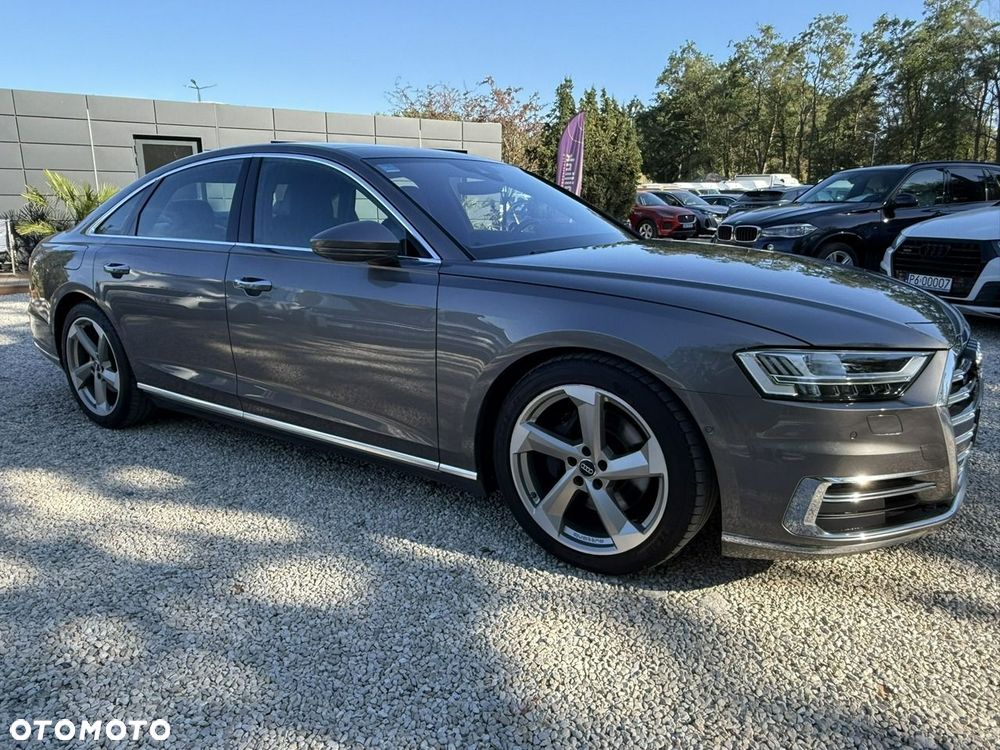 Audi A8 - 2