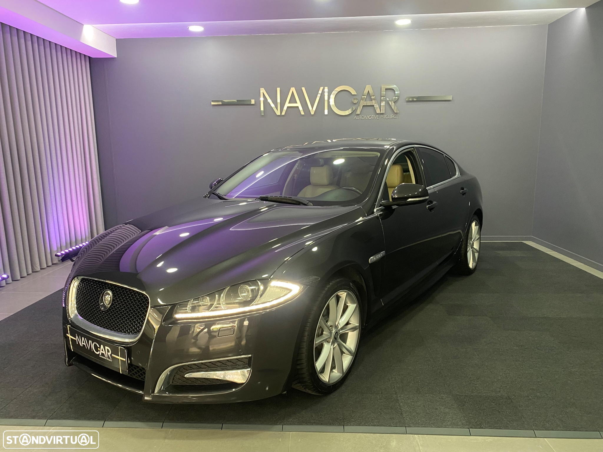Jaguar XF 2.2 D R-Sport - 4
