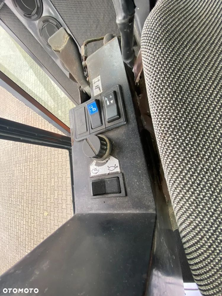 Ammann AV95-2 / WALEC DROGOWY / 1WŁ. / 4408MTH / MOŻLIWOŚĆ TRANSPORTU - 22