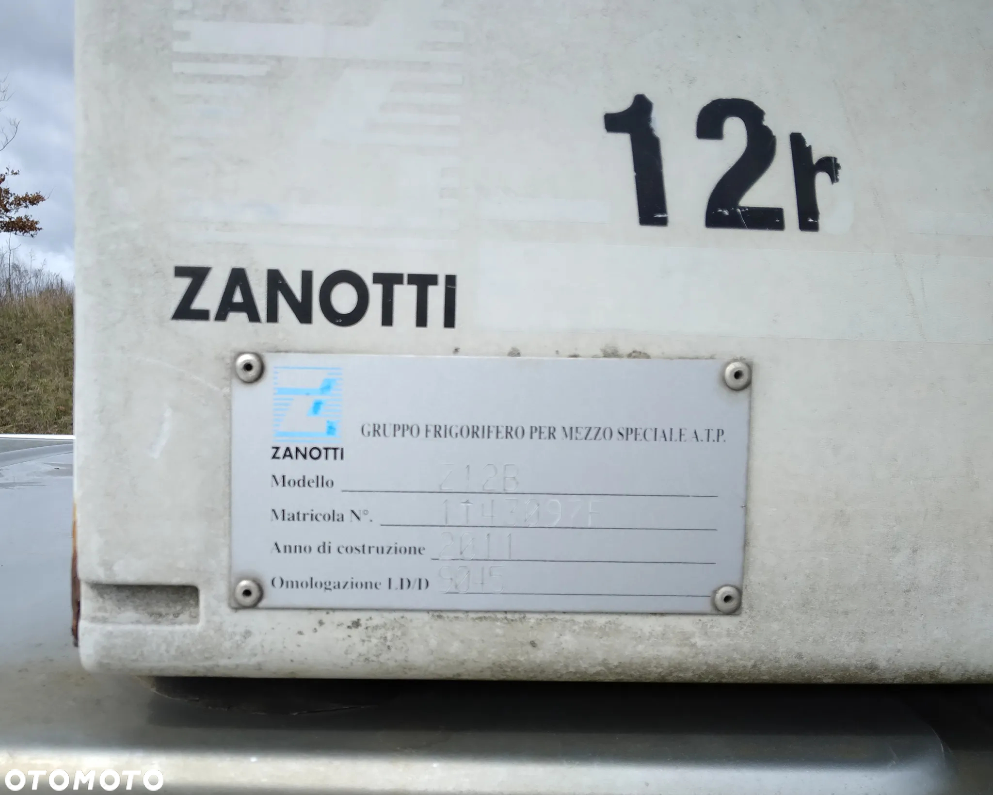 Mercedes-Benz Vito - 24