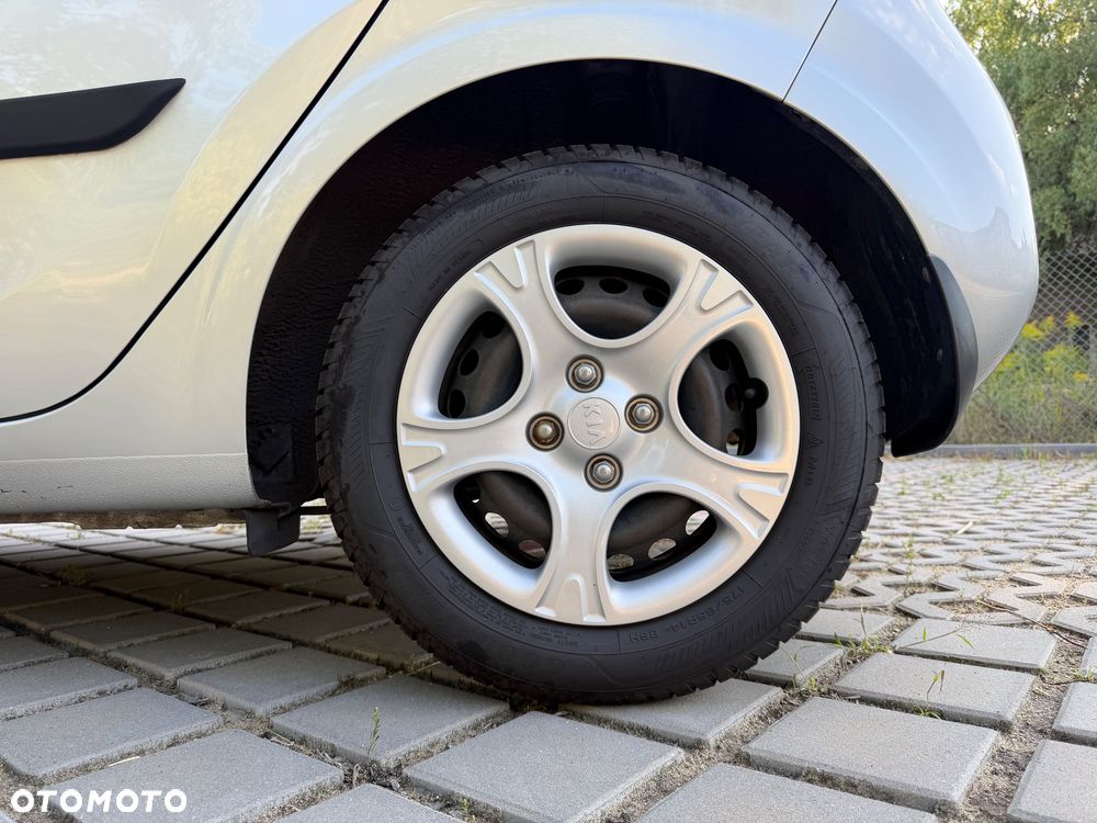 Kia Picanto 1.0 M - 29