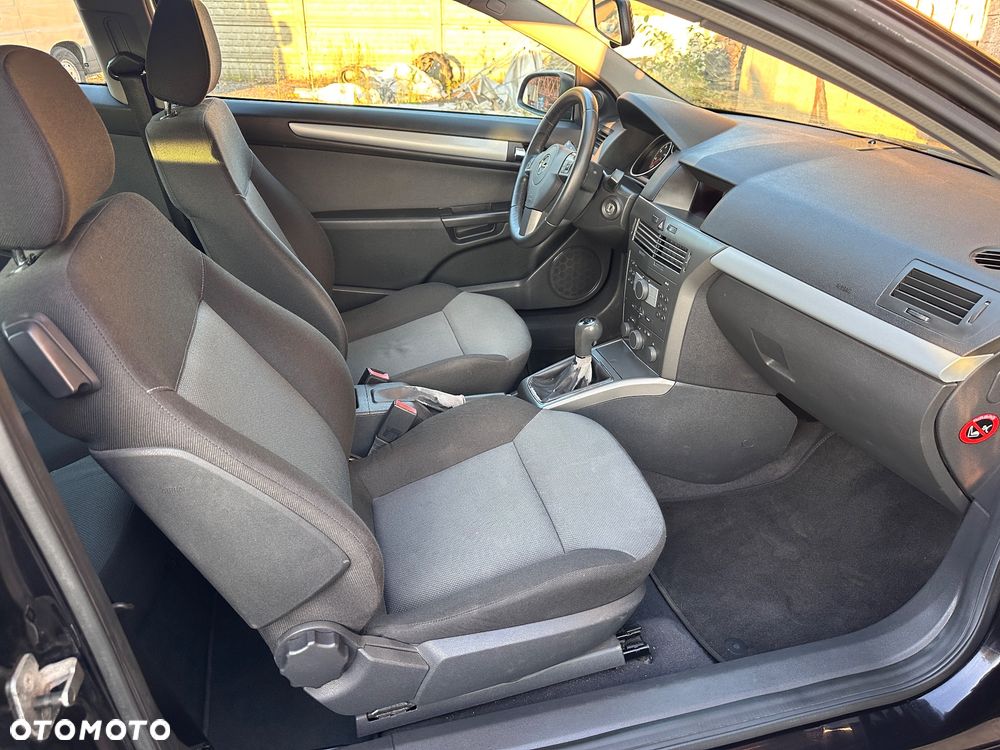 Opel Astra 1.4 Essentia - 9