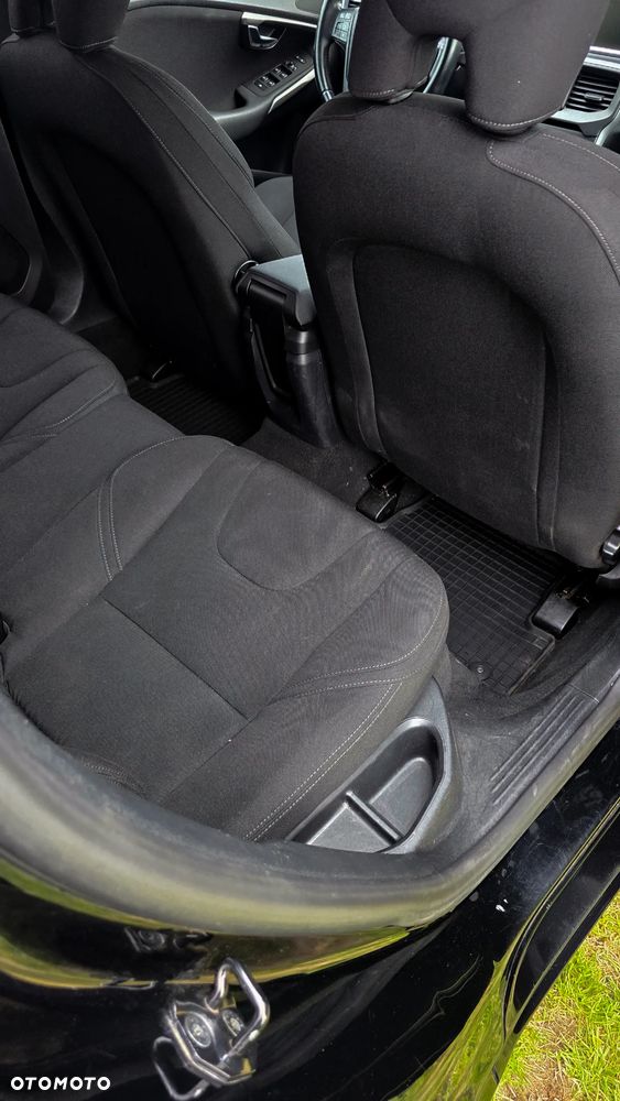 Volvo V40 D3 Kinetic - 14