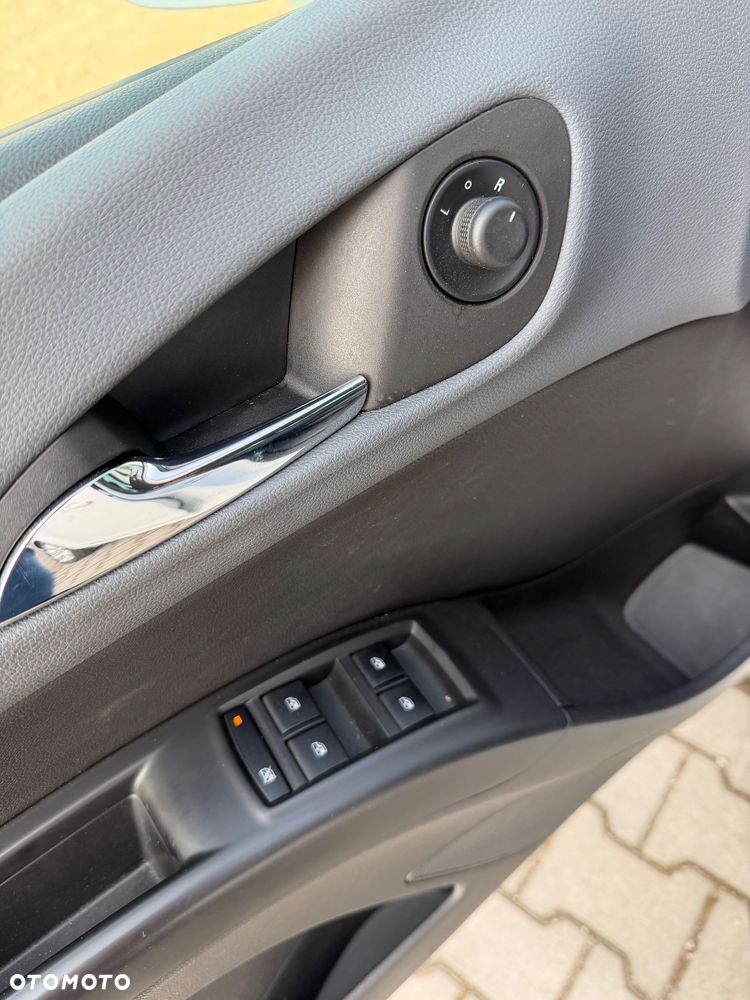 Opel Meriva 1.4 T Cosmo - 14