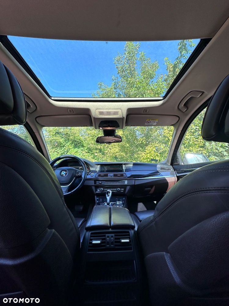 BMW Seria 5 525d xDrive Luxury Line - 4