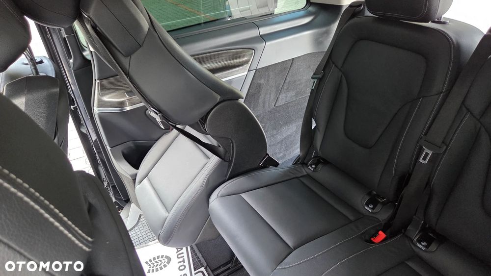 Mercedes-Benz Klasa V 250 d lang 9G-TRONIC Avantgarde - 14