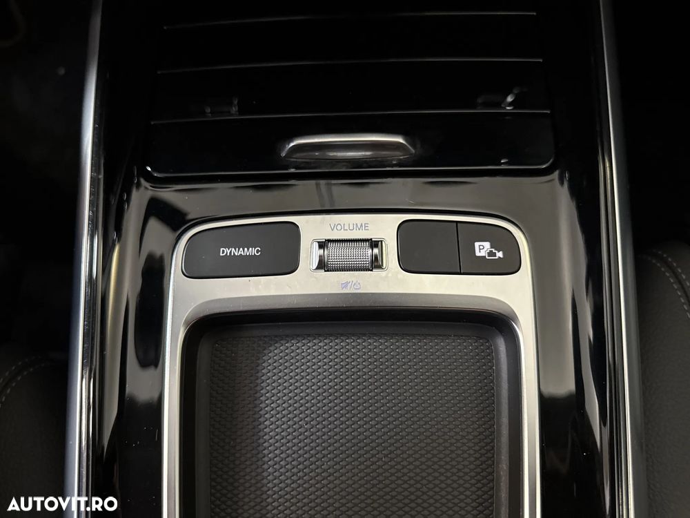 Mercedes-Benz GLA 200 d 4MATIC Aut. - 19