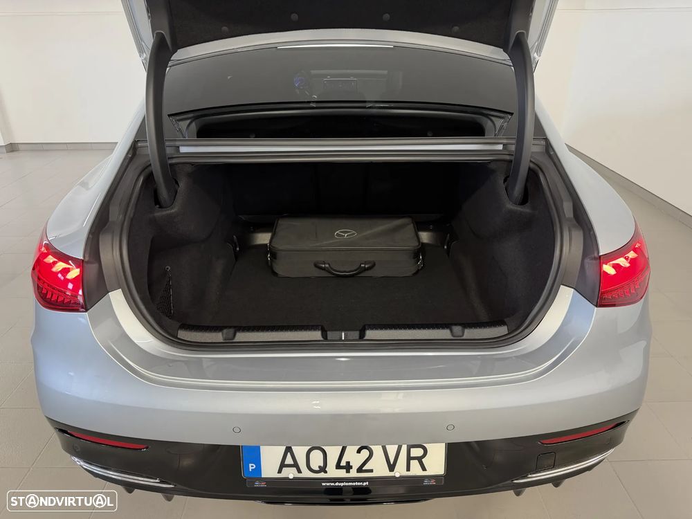 Mercedes-Benz EQE 350+ AMG Line - 23