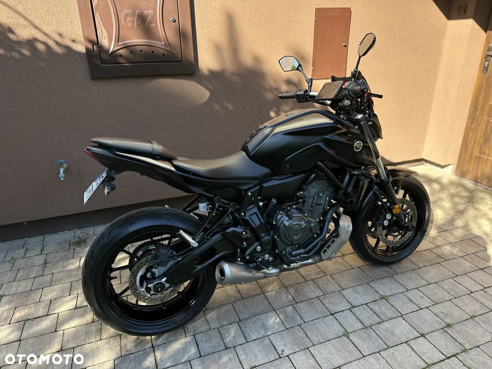 Yamaha MT - 12