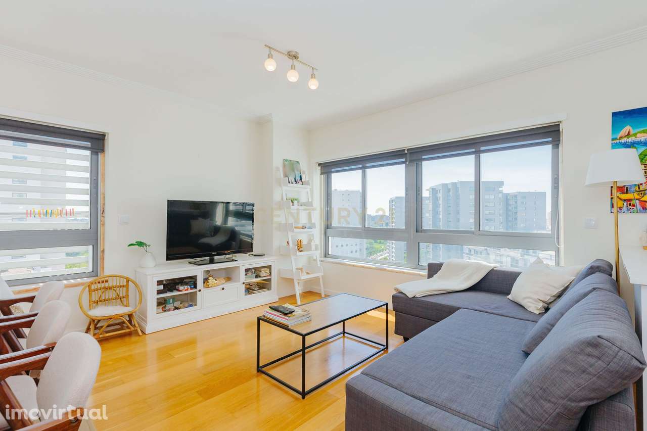 Excelente T1 com piscina, garagem e arrecadação, não mobilado. - Grande imagem: 5/34