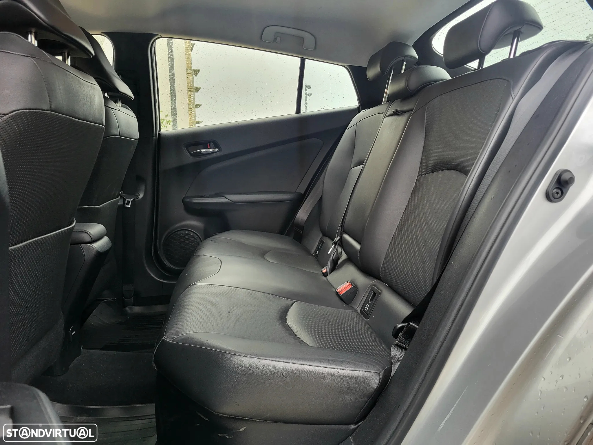 Toyota Prius 1.8 Luxury Pele - 14