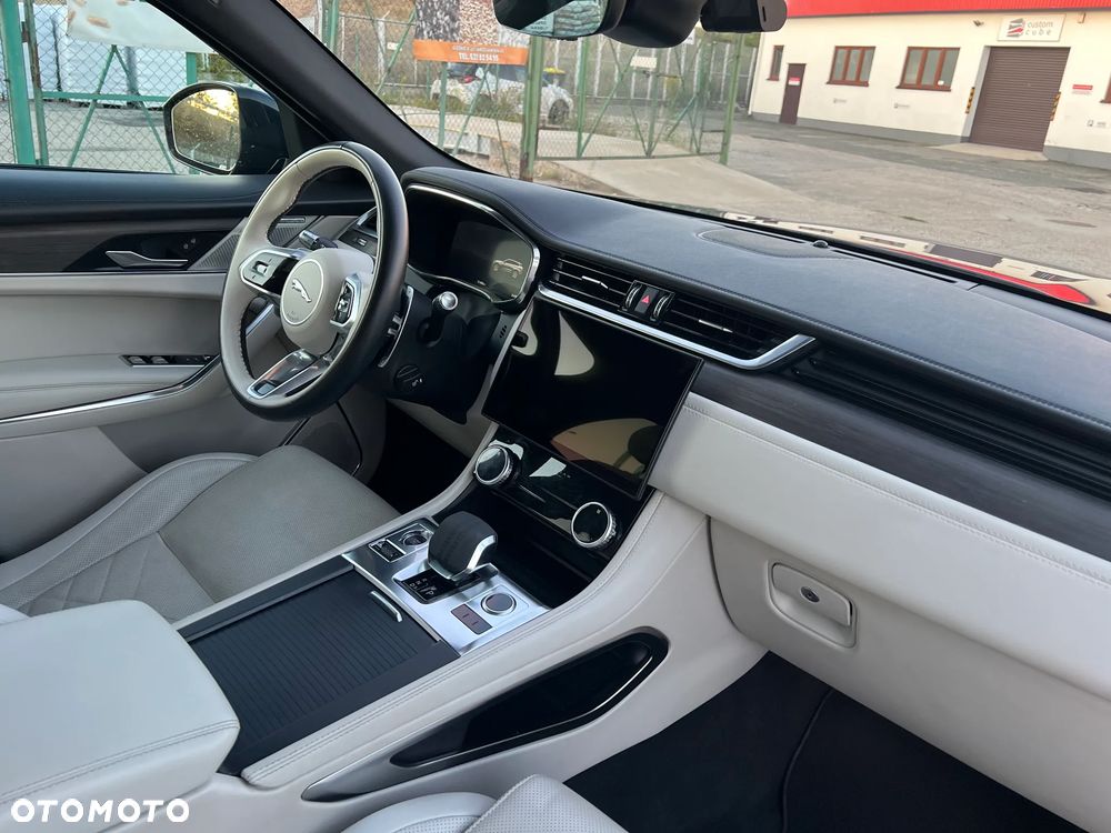 Jaguar F-Pace P250 AWD S - 19