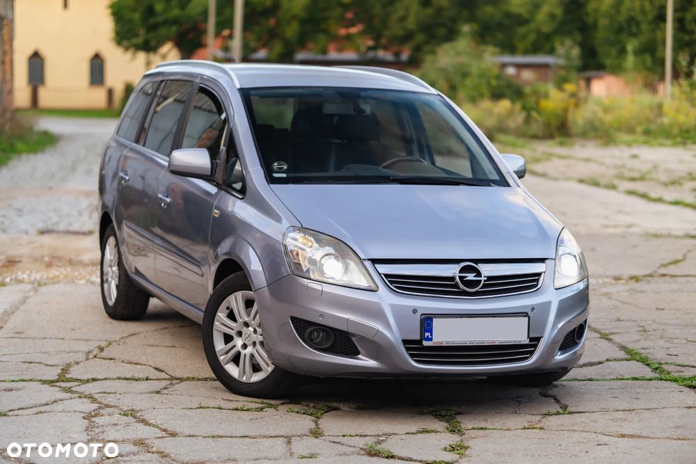 Opel Zafira 1.8 Sport - 2