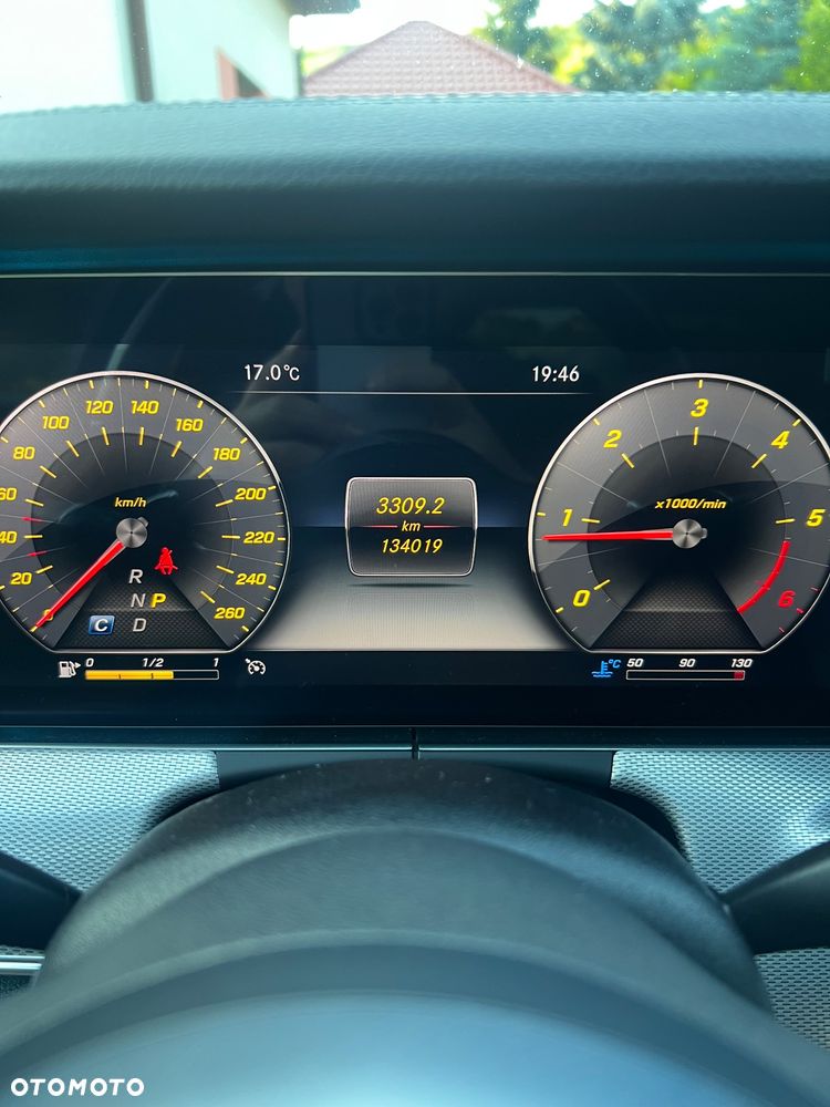 Mercedes-Benz Klasa E 220 d 4-Matic AMG - 5