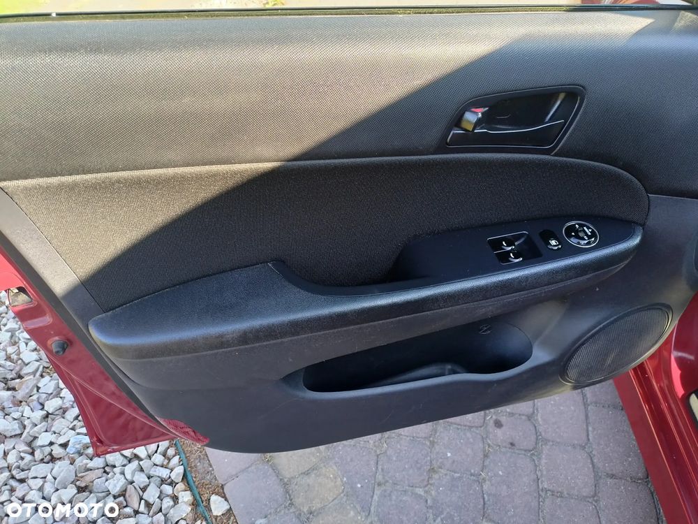 Hyundai i30 1.4 Classic + - 11