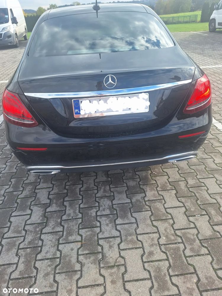 Mercedes-Benz Klasa E 200 d 9G-TRONIC - 4