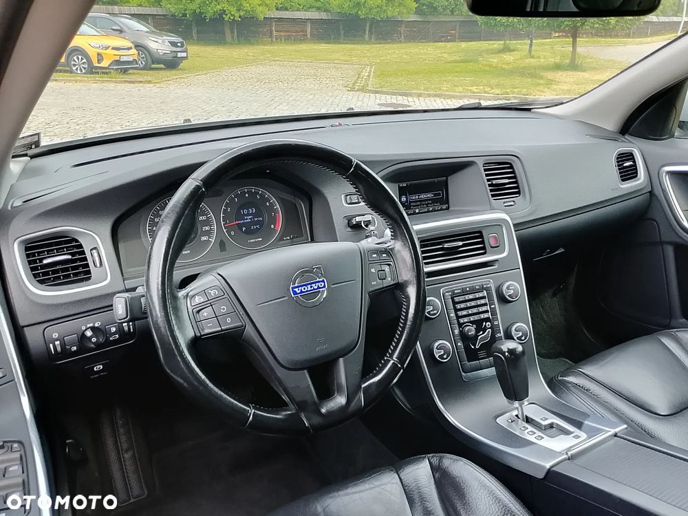 Volvo V60 - 15