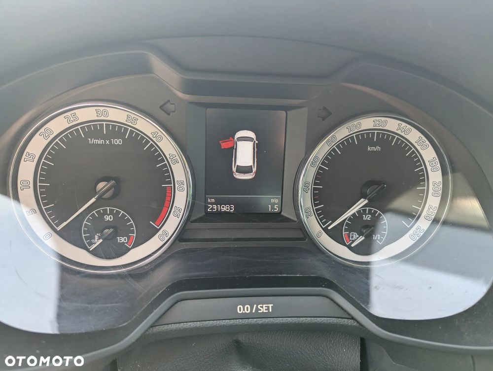 Skoda Octavia 1.6 TDI DSG Ambition - 7