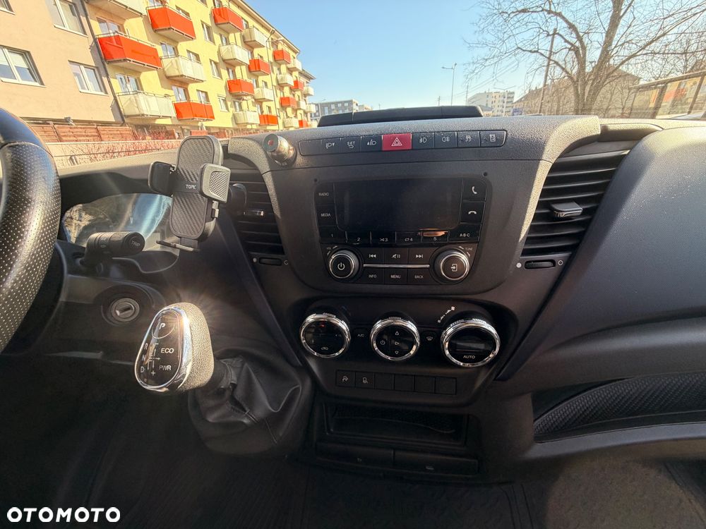 Iveco Daily 35S18 - 12