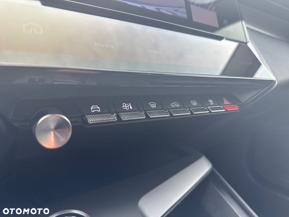 Peugeot 308 Hybrid 136e-DSC6 GT - 24