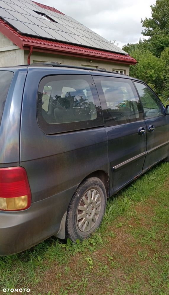 Kia Carnival 2.9 CRDi (klm) - 5