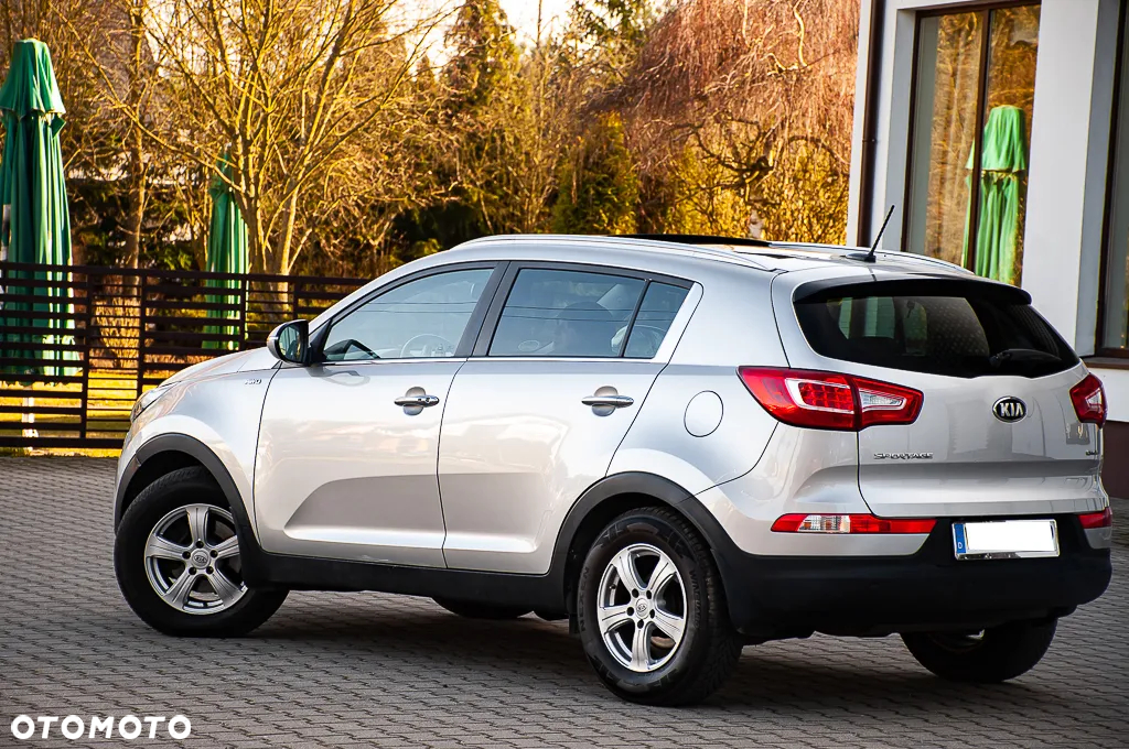 Kia Sportage 2.0 CRDI 4WD Automatik Dream-Team Edition - 14
