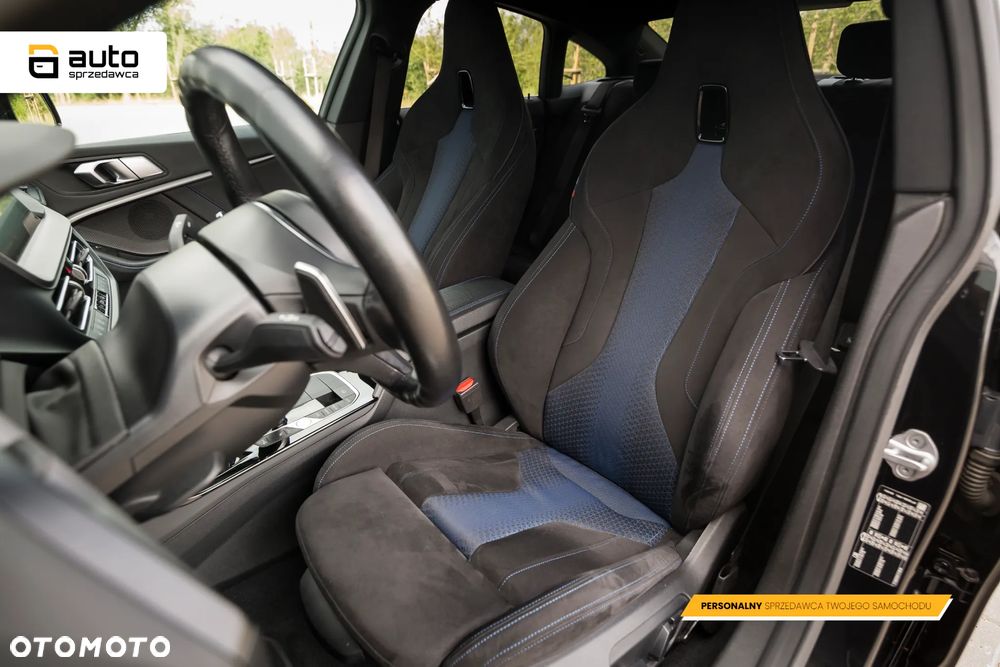 BMW Seria 2 218d M Sport - 24