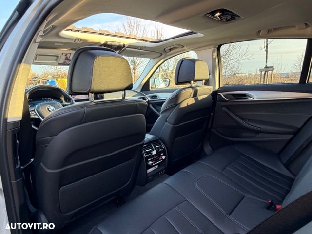 BMW Seria 5 520d AT MHEV - 31
