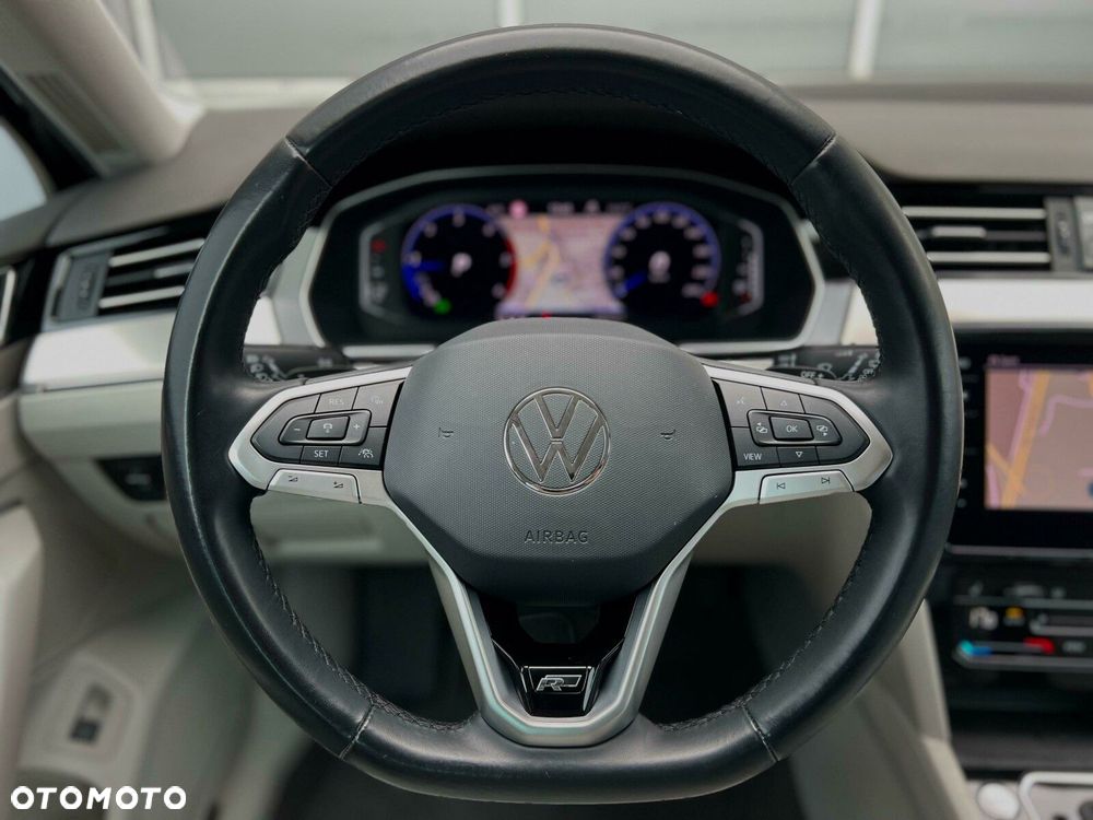 Volkswagen Passat 2.0 TDI 4Mot Elegance DSG - 28