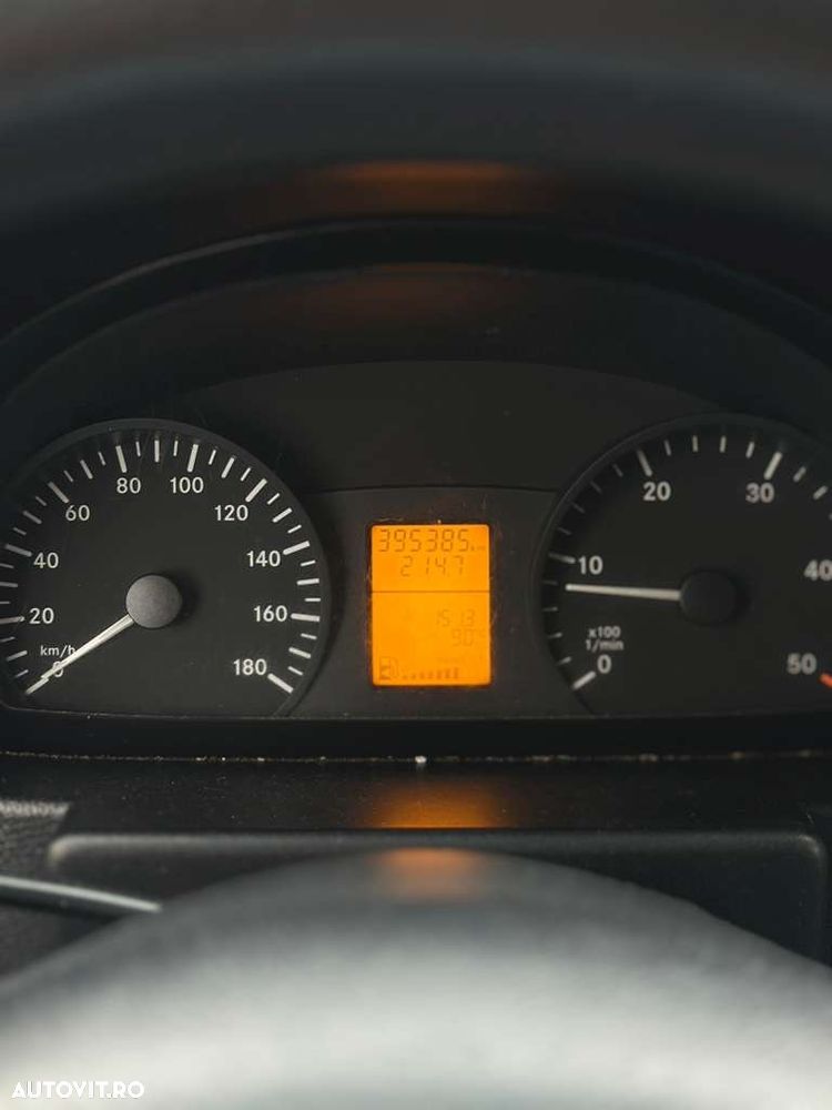Mercedes-Benz Sprinter - 7