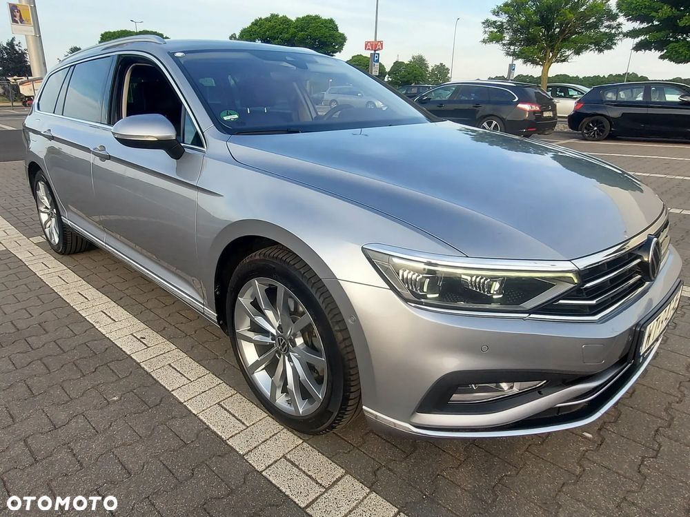 Volkswagen Passat 2.0 TDI EVO Elegance - 10