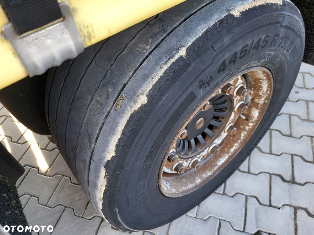 Kögel Joloda, osie SAF, koła 445/45 R19,5 - 8