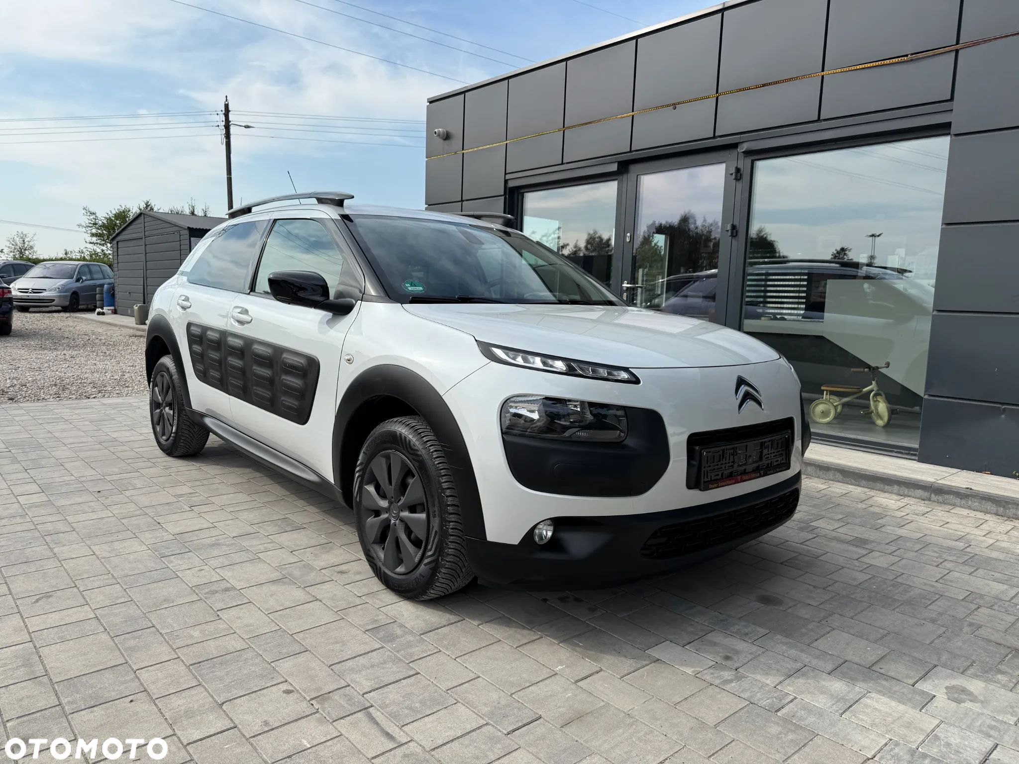 Citroën C4 Cactus BlueHDi 100 Stop&Start Shine Edition - 1
