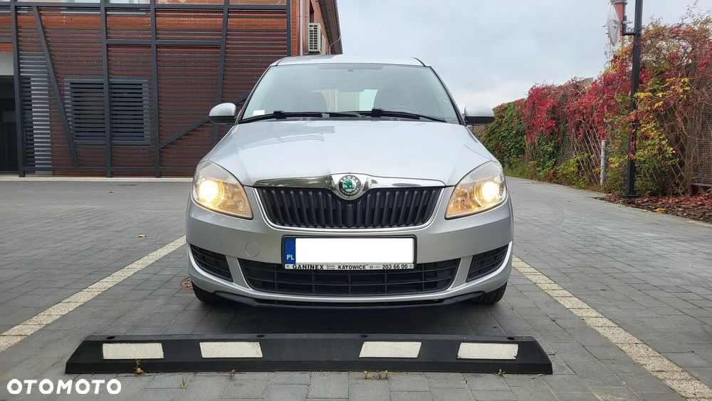 Skoda Roomster 2012 photo 3