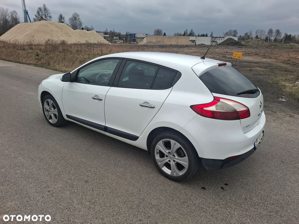 Renault Megane 1.6 16V 110 Expression - 12