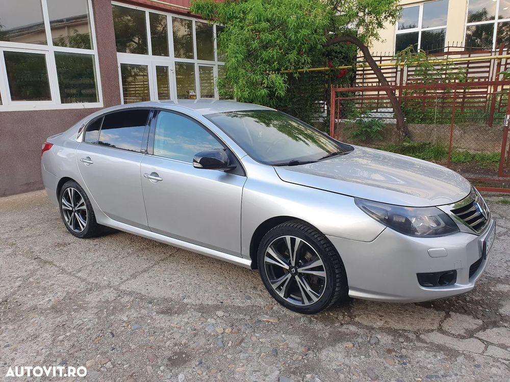 Renault Latitude - 4