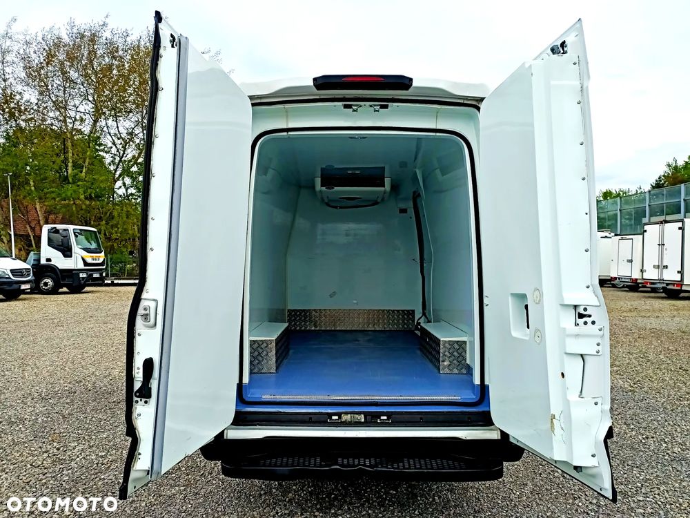 Iveco 35S14 Chłodnia FRC 3 osobowy Skóra - 10
