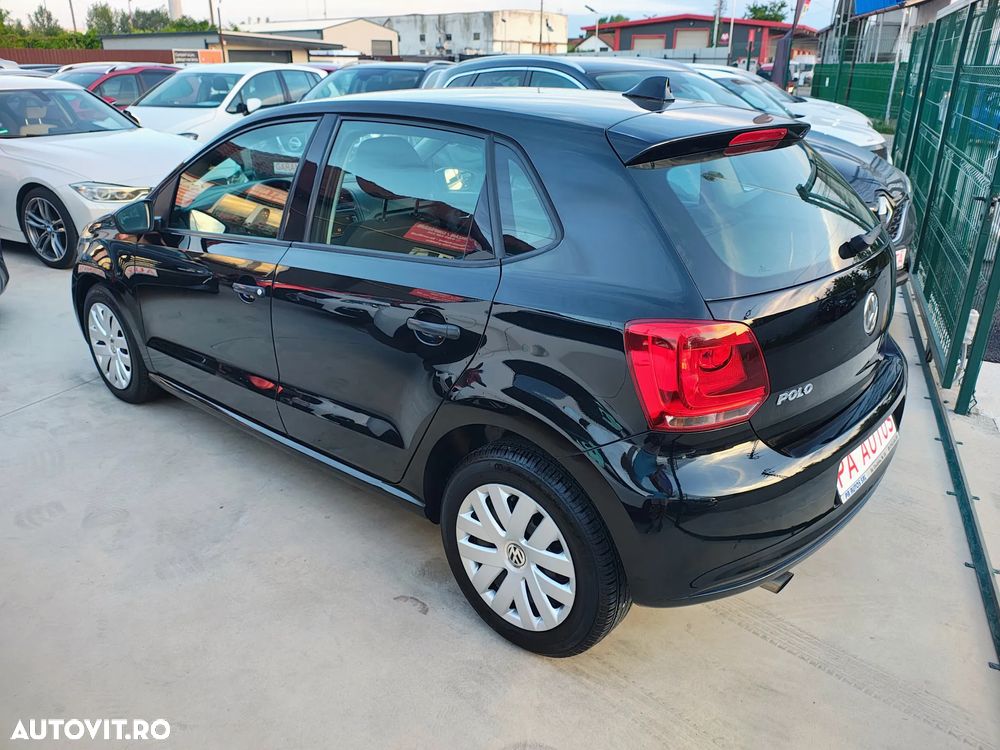 Volkswagen Polo 1.6 TDI Blue Motion Technology Comfortline - 2