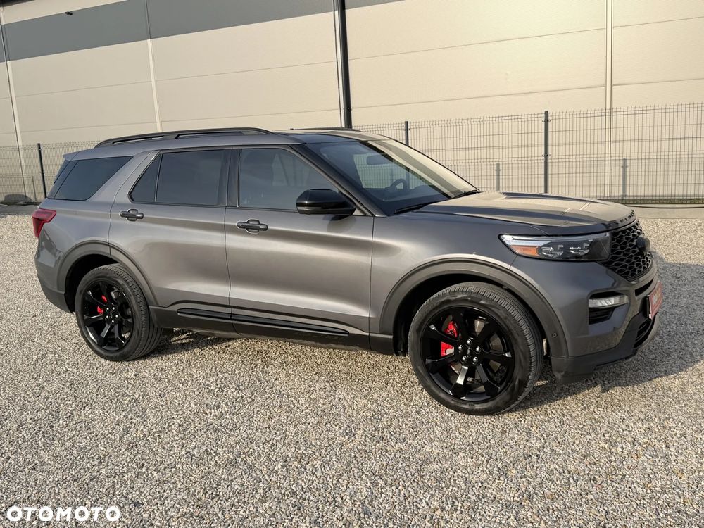 Ford Explorer - 1