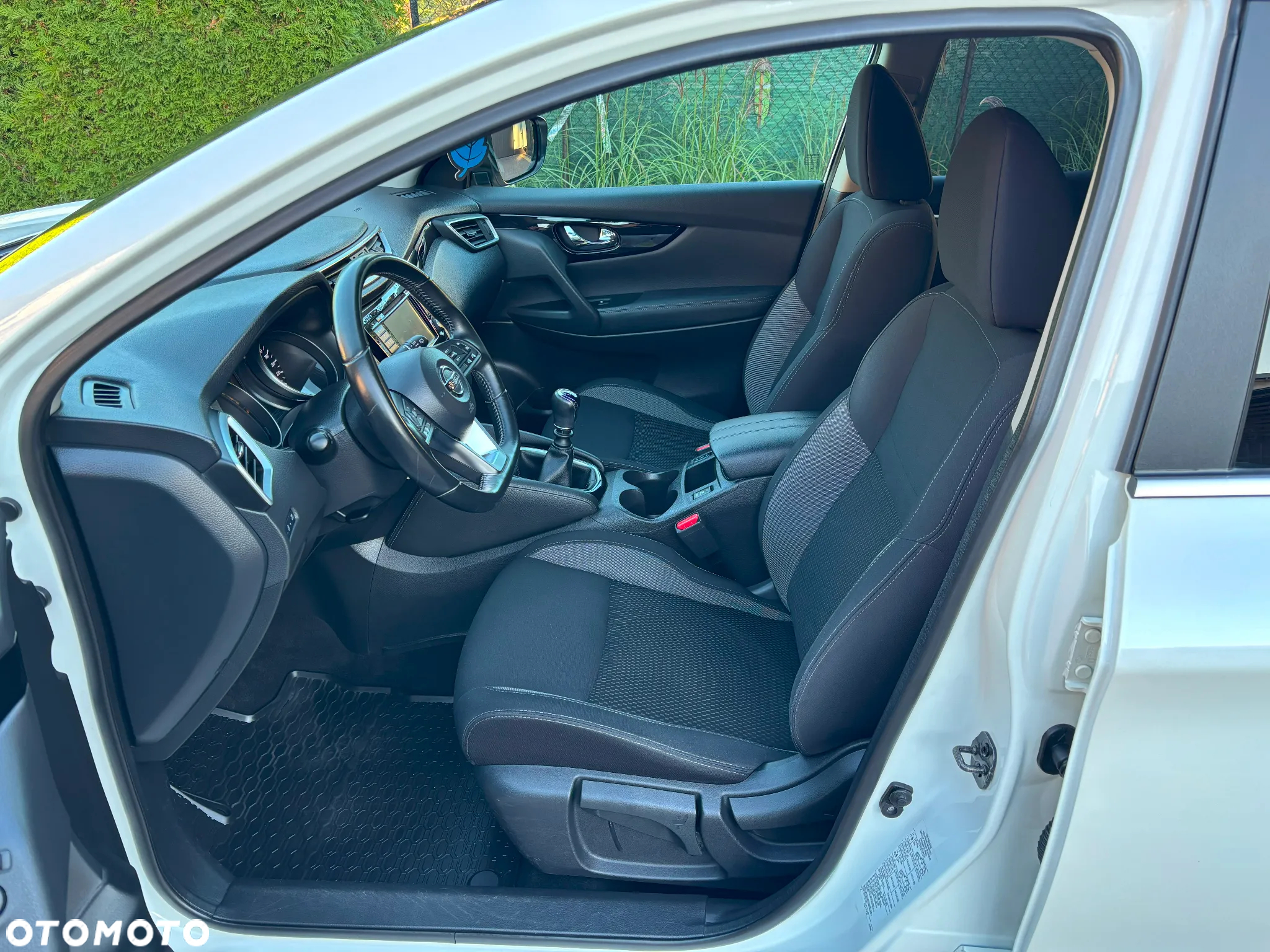 Nissan Qashqai 1.3 DIG-T N-Connecta - 15
