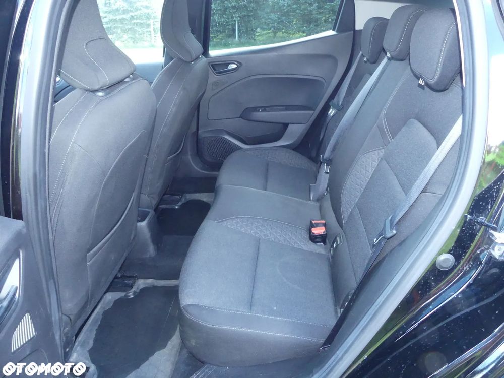Renault Clio - 18