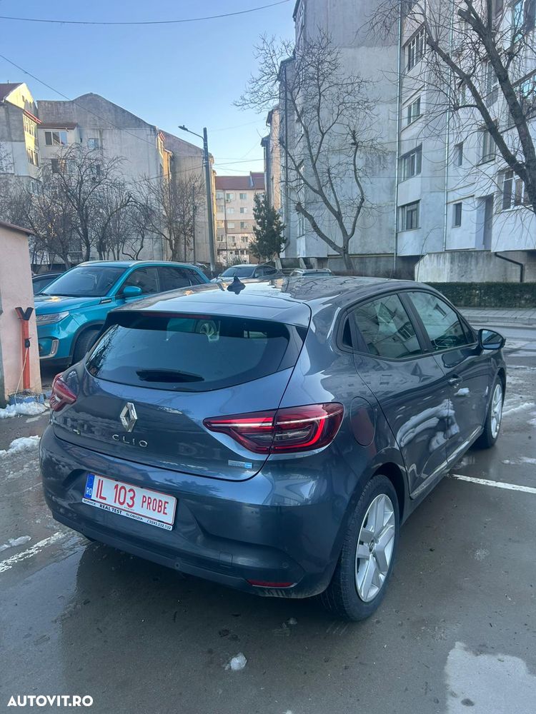 Renault Clio E-TECH 140 INTENS - 8