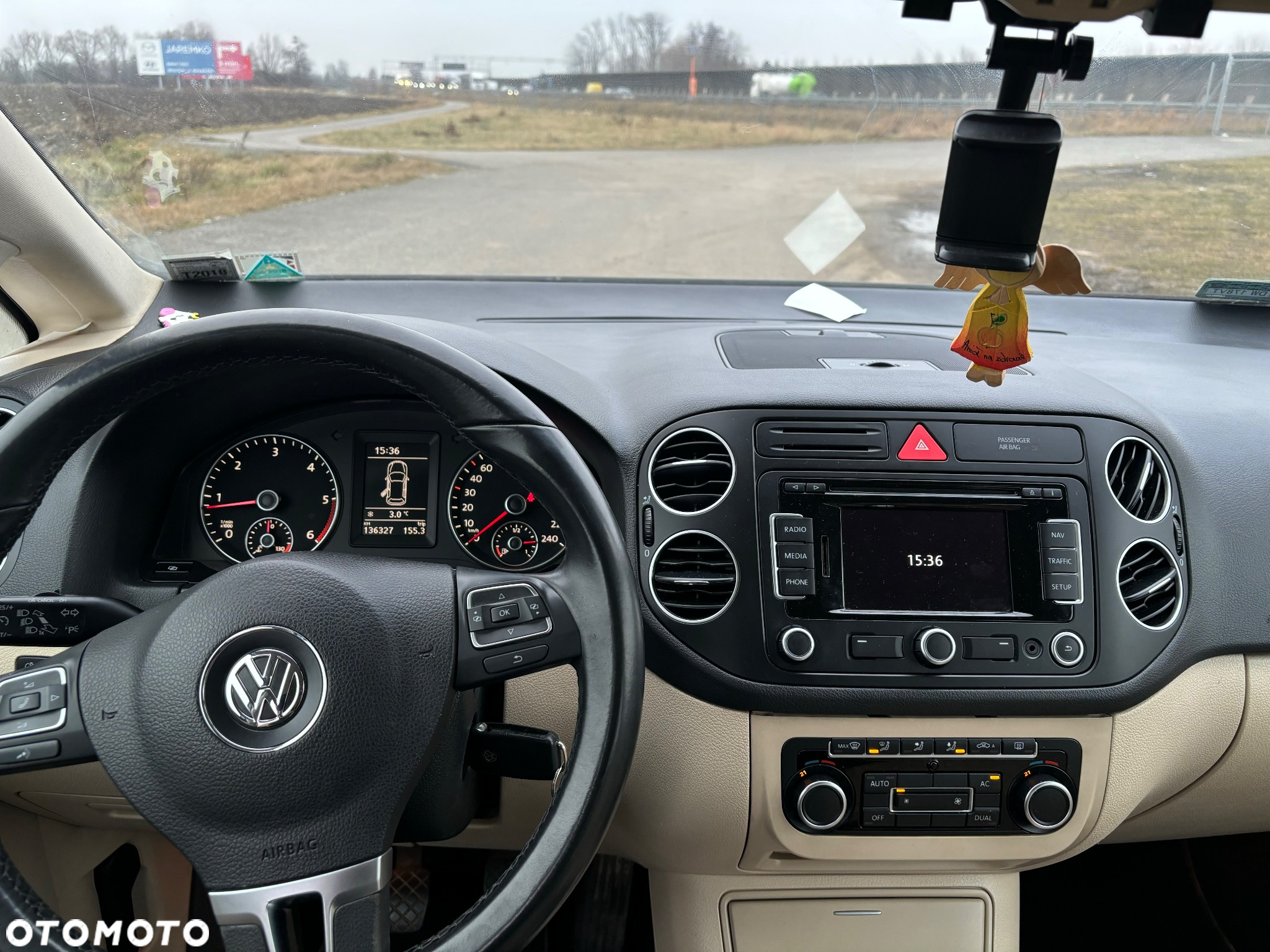 Volkswagen Golf 2.0 TDI DPF MATCH - 8