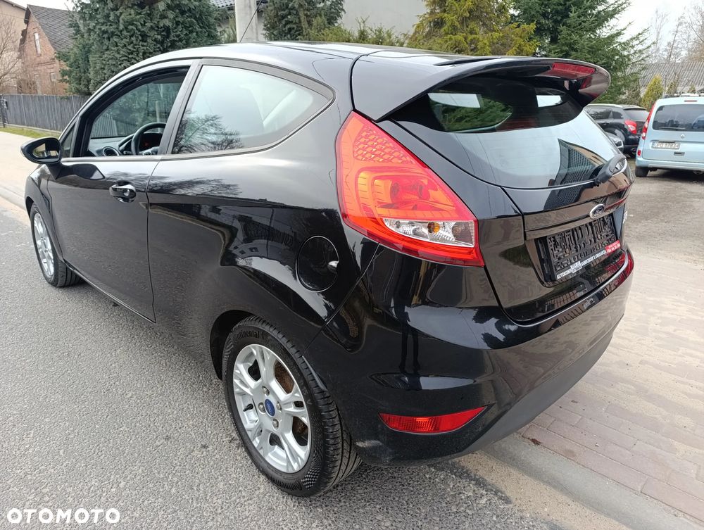 Ford Fiesta 1.25 Champions Edition - 6