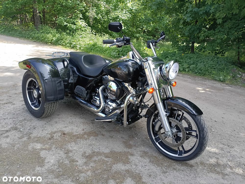 Harley-Davidson Trike Freewheeler - 16